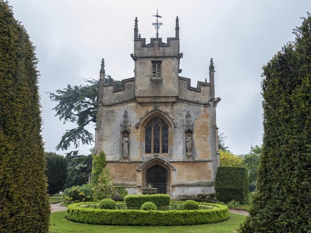 T. MARY'S CHAPEL, SUDELEY CASTLE, WINCHCOMBE, GLOUCESTERSHIRE, ENGLAND